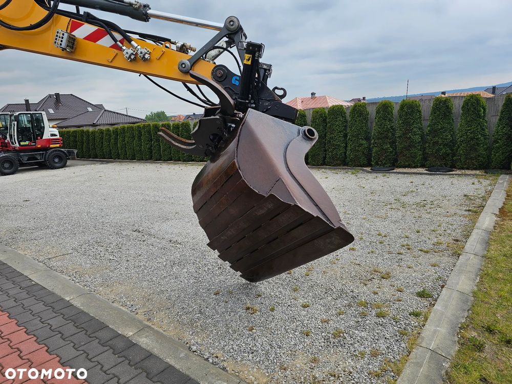Liebherr A 916 - 36