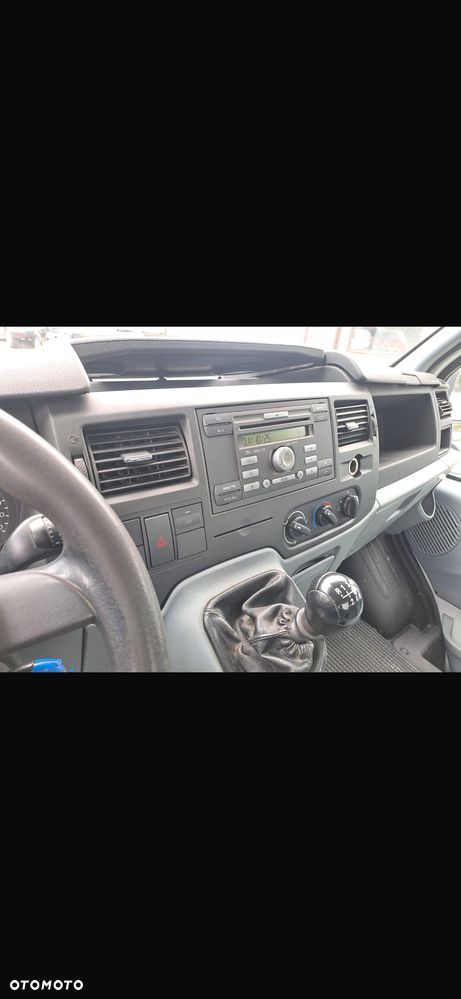 Ford Transit - 9