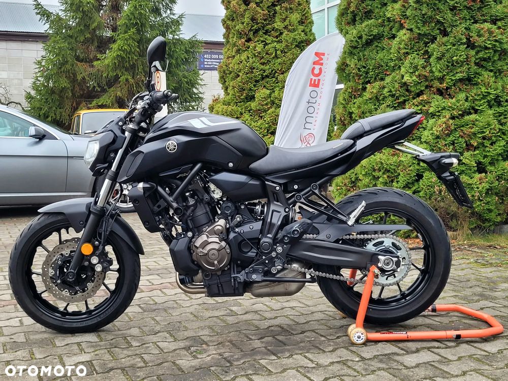 Yamaha MT - 21