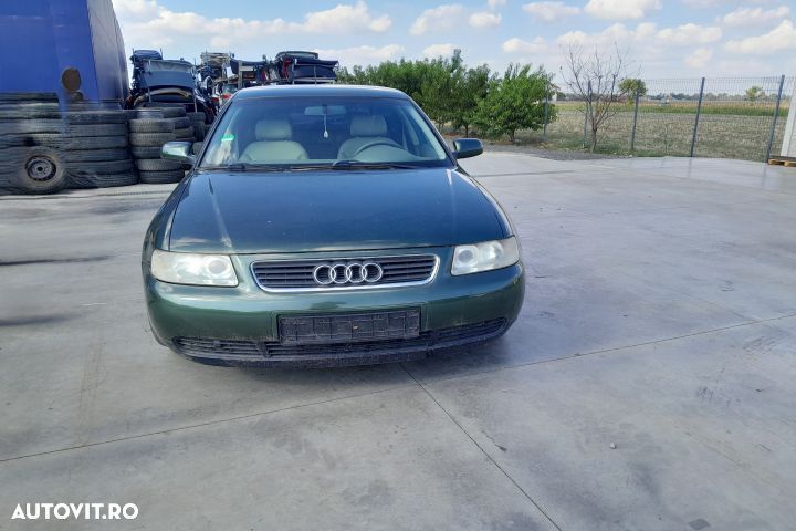 Dezmembrez Audi A3 8L [facelift] [2000 - 2003] Hatchback 5-usi 1.6 MT - 1