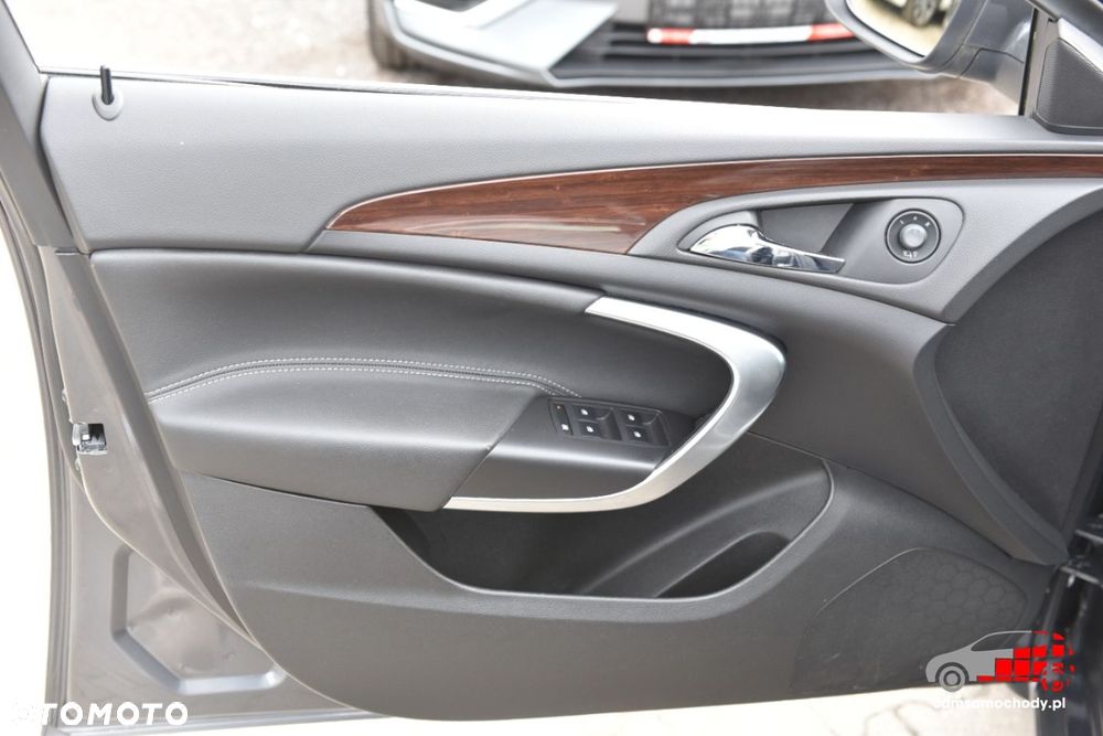Opel Insignia - 15