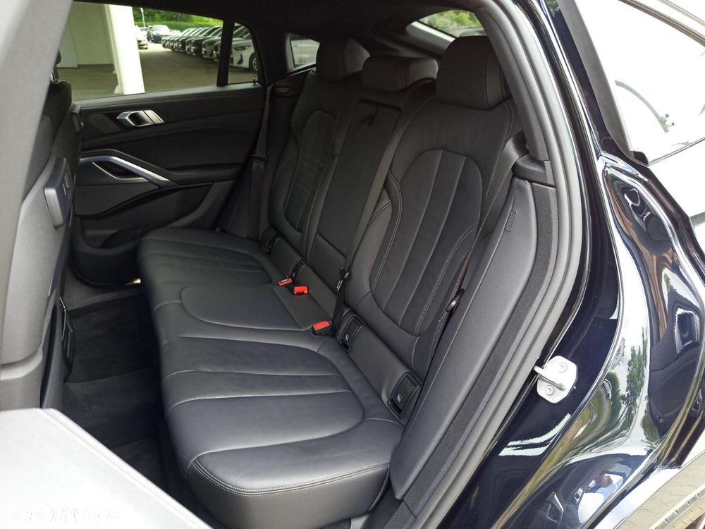 BMW X6 - 22