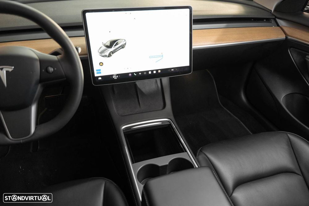 Tesla Model 3 Long Range Tração Traseira - 15
