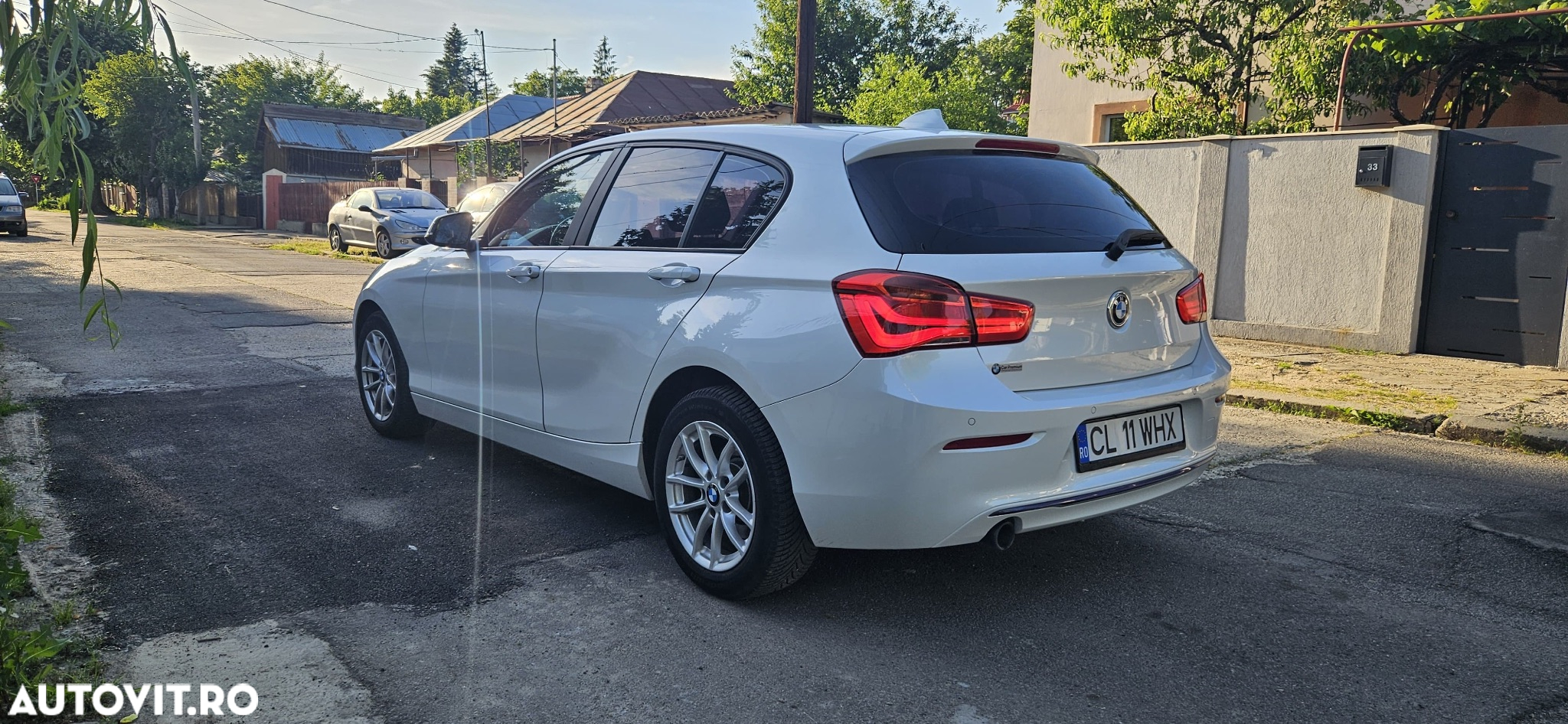 BMW Seria 1 118d Aut. Edition Metropolitan - 4