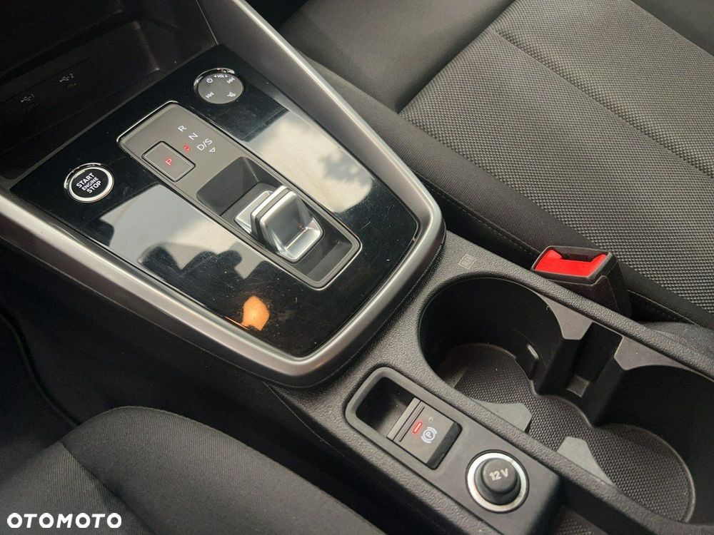 Audi A3 Sportback 35 TFSI mHEV S tronic - 18