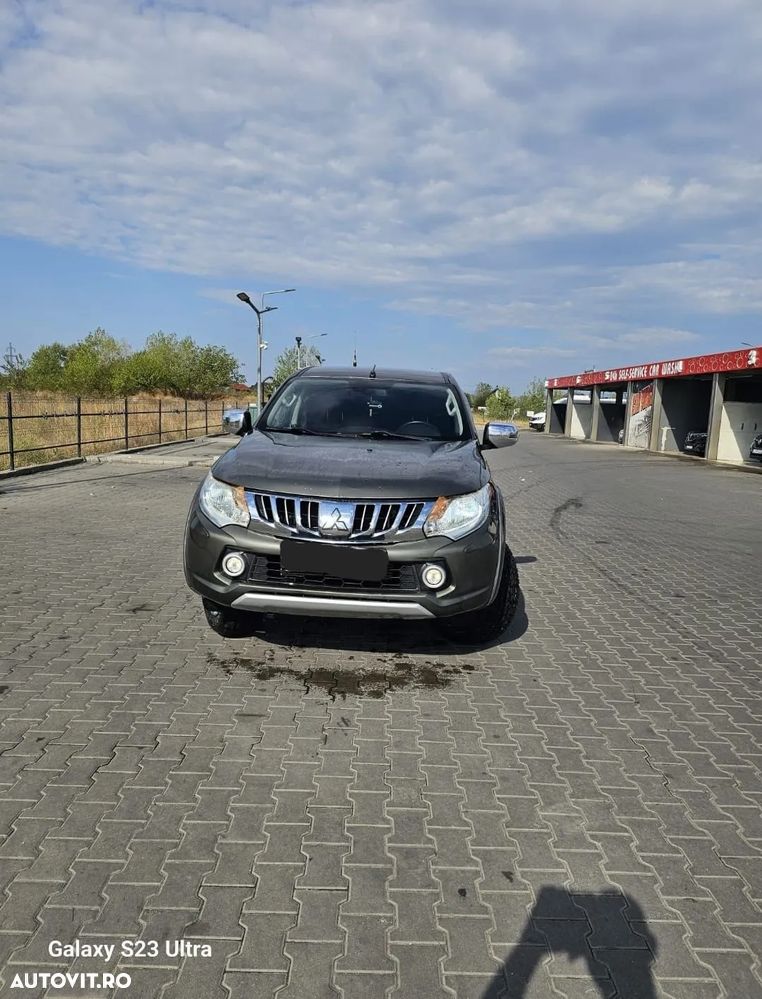 Mitsubishi L200 Double Cab 2.4 DI-D M/T Intense - 1