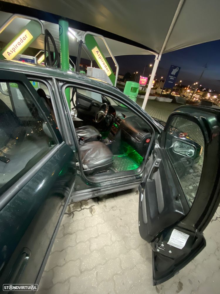 Opel Astra 1.4 Selection - 9