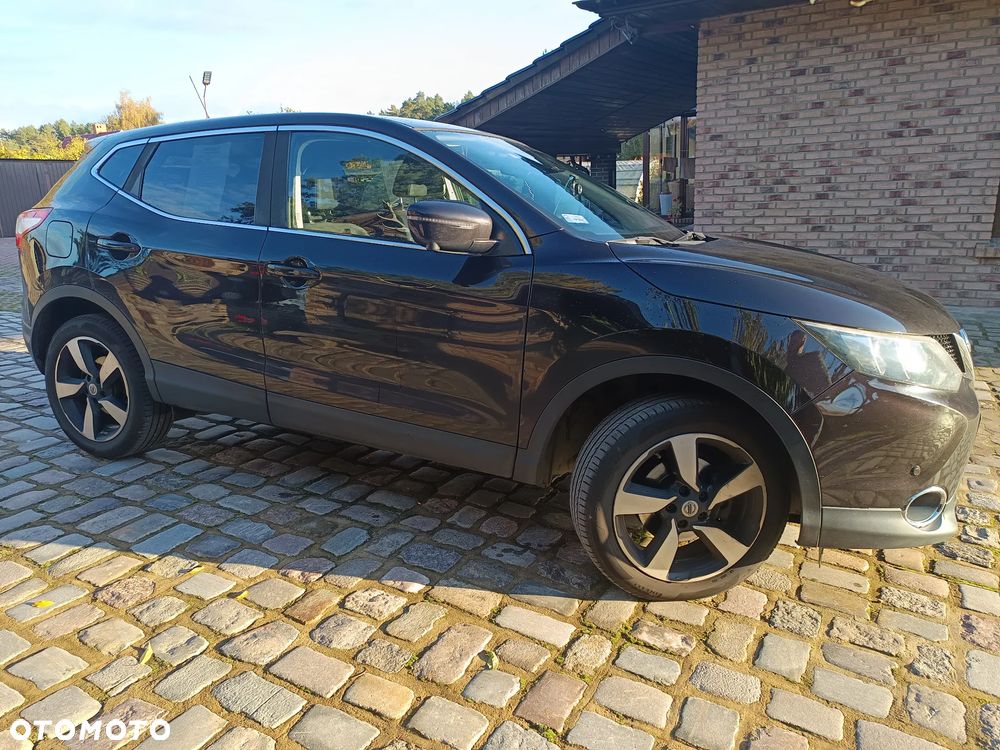Nissan Qashqai 1.6 DCi N-Tec - 9