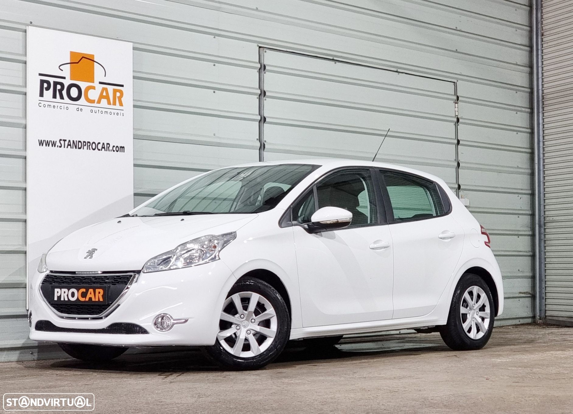 Peugeot 208 1.6 e-HDi Active - 1