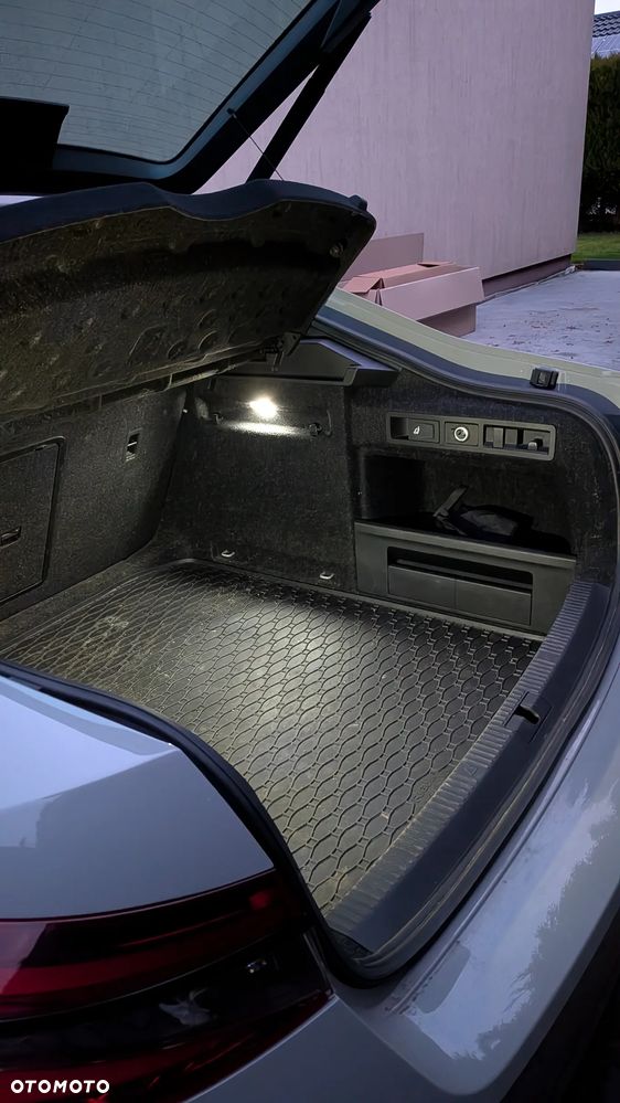 Skoda Superb 2.0 TSI DSG Sportline - 18