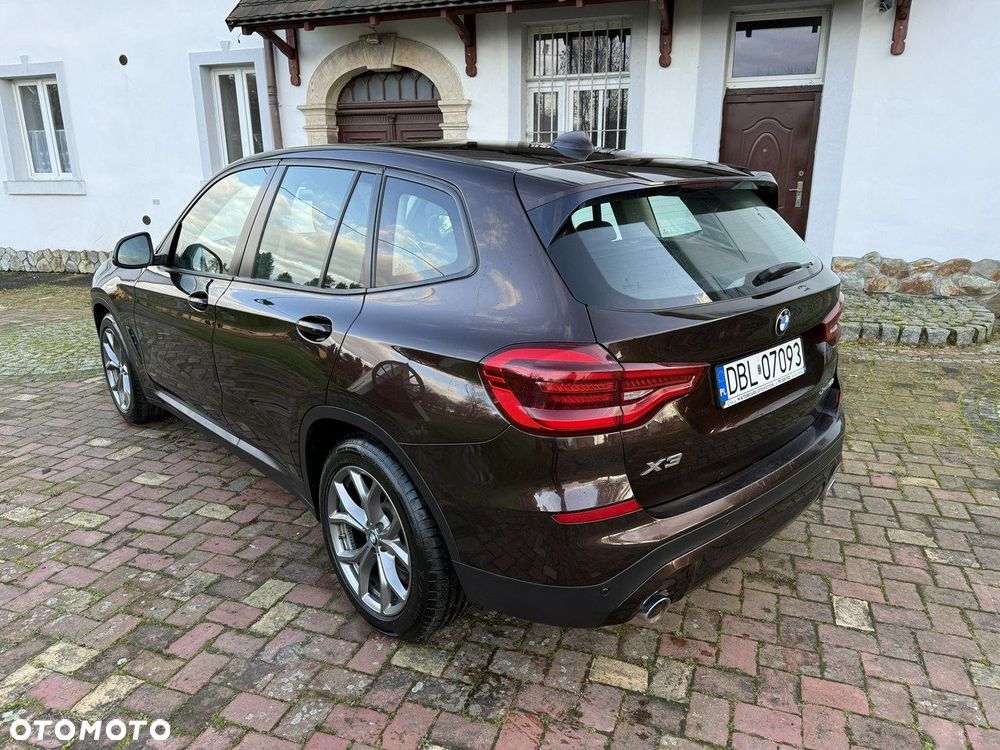 BMW X3 xDrive20i Advantage - 7
