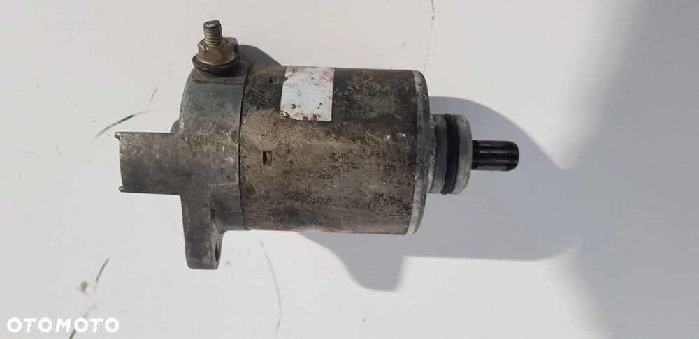 Piaggio X9 125 Rozrusznik - 2