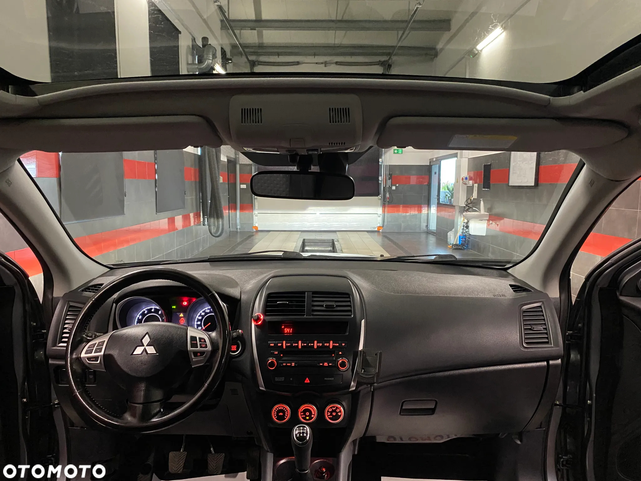Mitsubishi ASX 1.6 Intense - 16