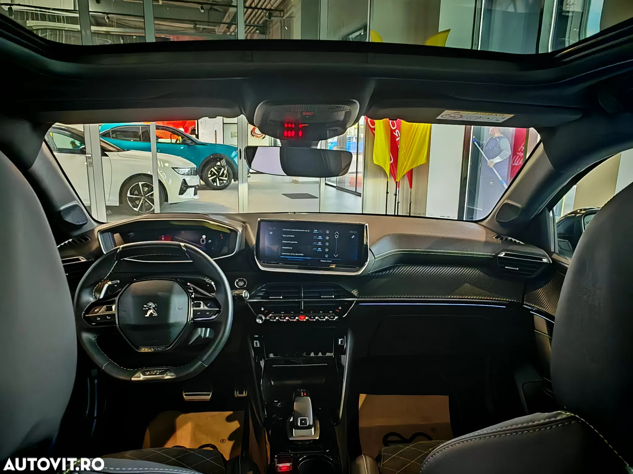 Peugeot 208 1.2 L PureTech STT EAT8 GT Pack - 14