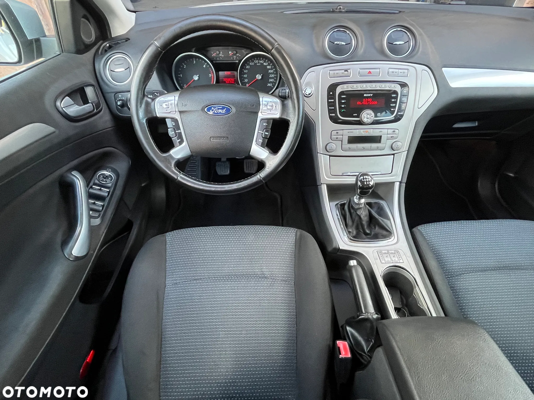 Ford Mondeo - 14