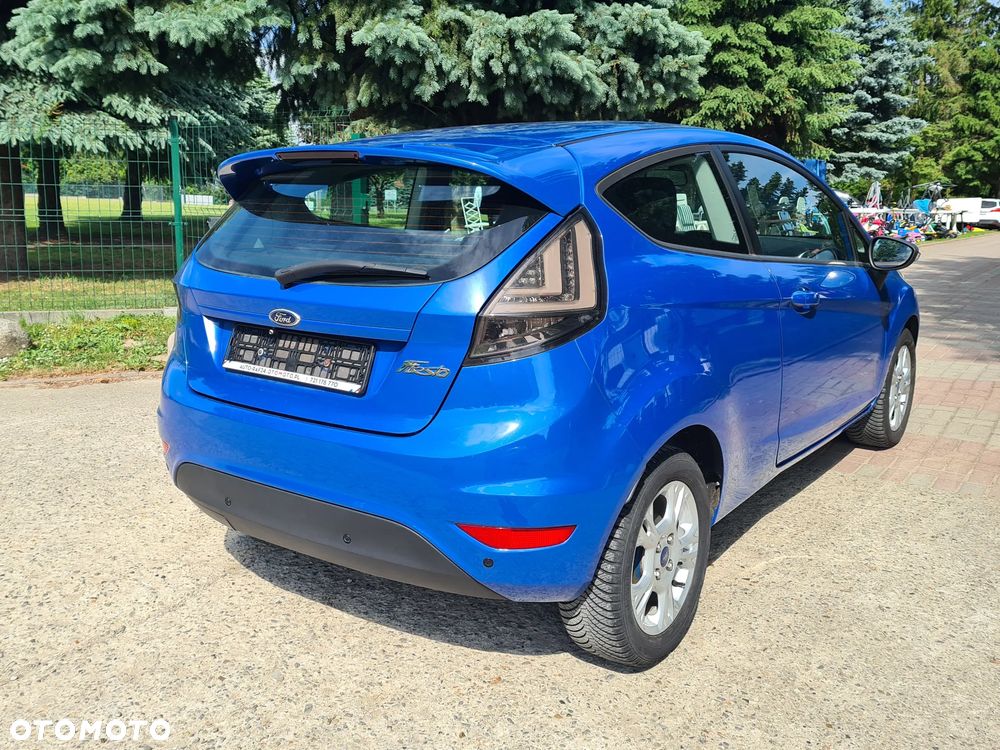 Ford Fiesta - 16