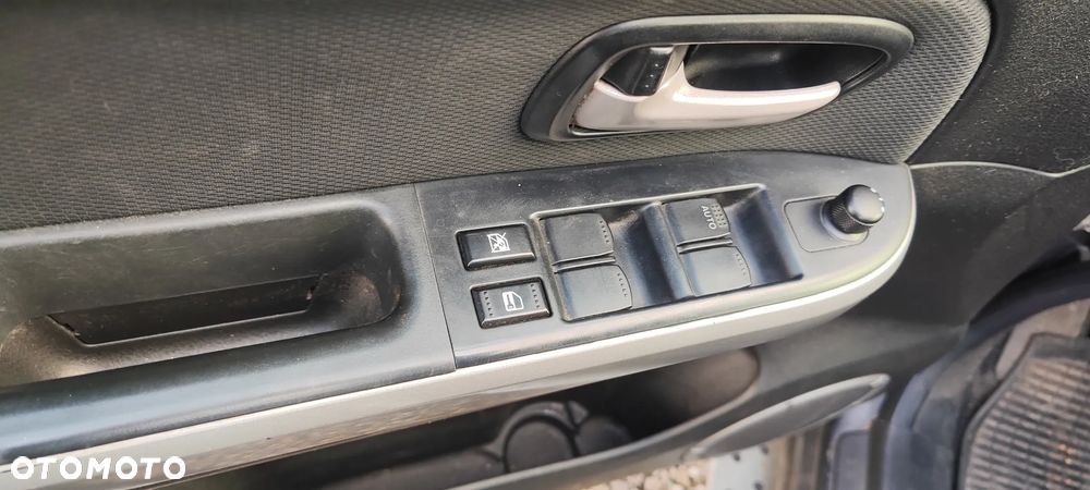 Suzuki Grand Vitara - 17