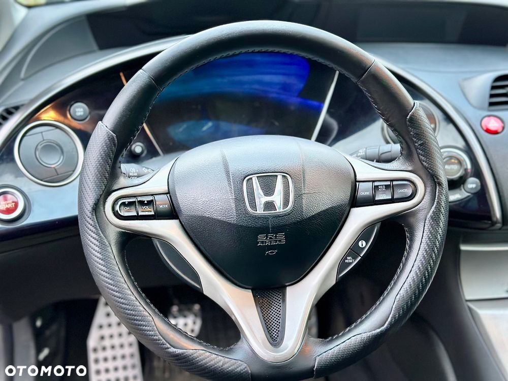 Honda Civic 2.2i-CTDi TypeS + - 17