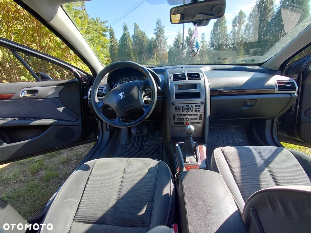 Peugeot 407 - 5