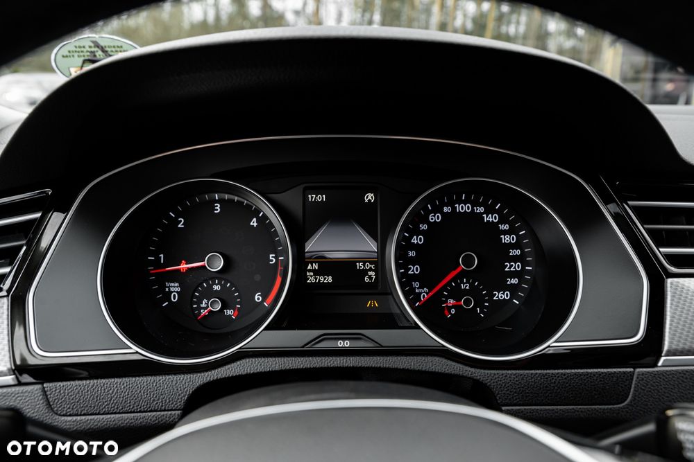 Volkswagen Passat Alltrack 2.0 TDI SCR 4Motion DSG (BMT) - 38