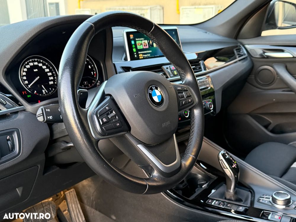 BMW X1 xDrive20i Aut. - 12