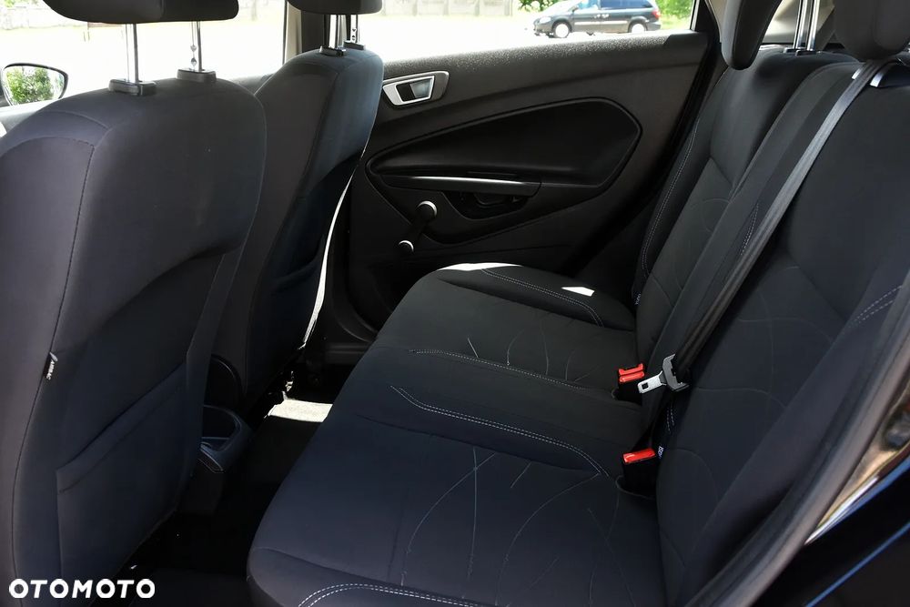 Ford Fiesta 1.25 Titanium - 25