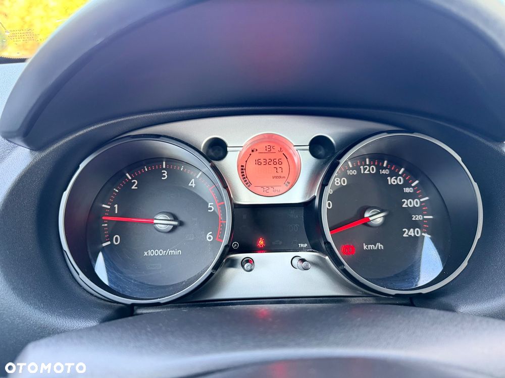 Nissan Qashqai 2.0 dCi 4x4 Tekna - 17