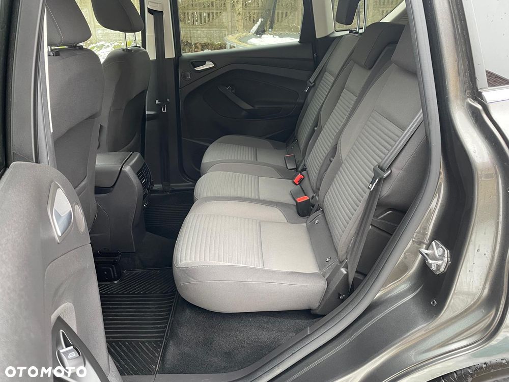 Ford C-MAX 1.5 TDCi Start-Stop-System Titanium - 23