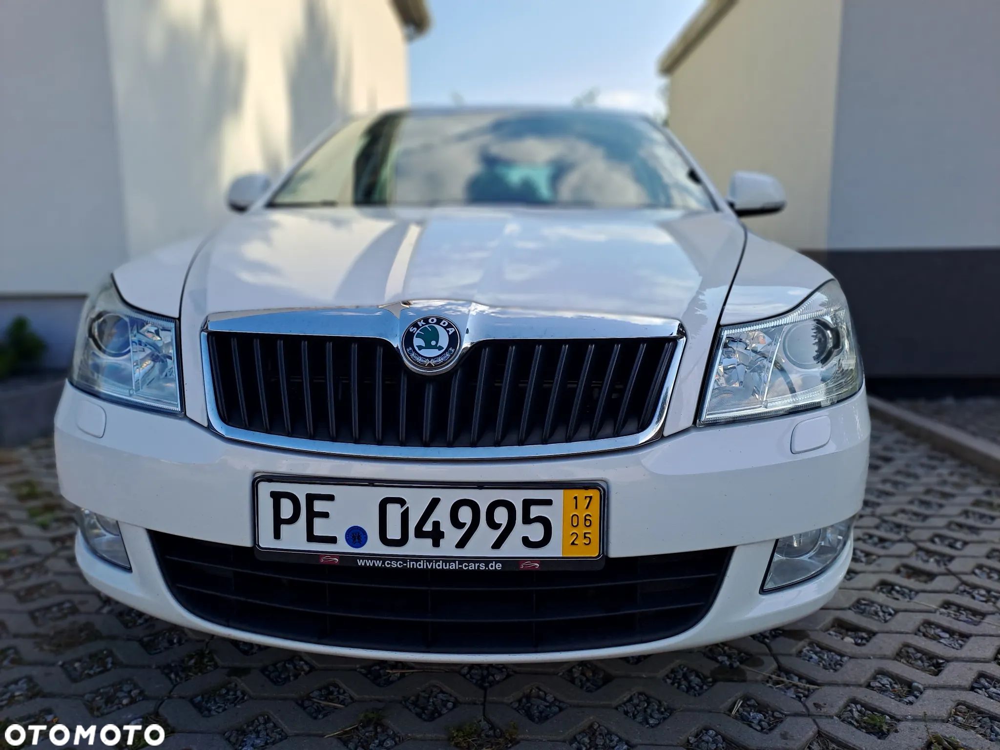 Skoda Octavia Combi 2.0 TDI Elegance - 1