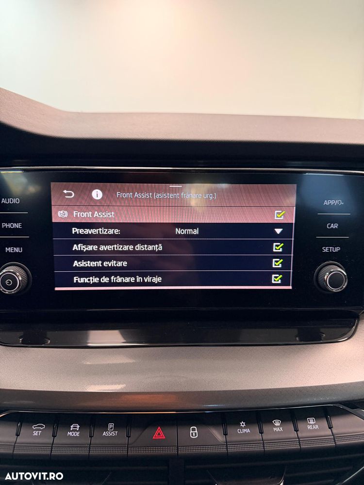 Skoda Octavia 1.5 TSI Ambition - 10