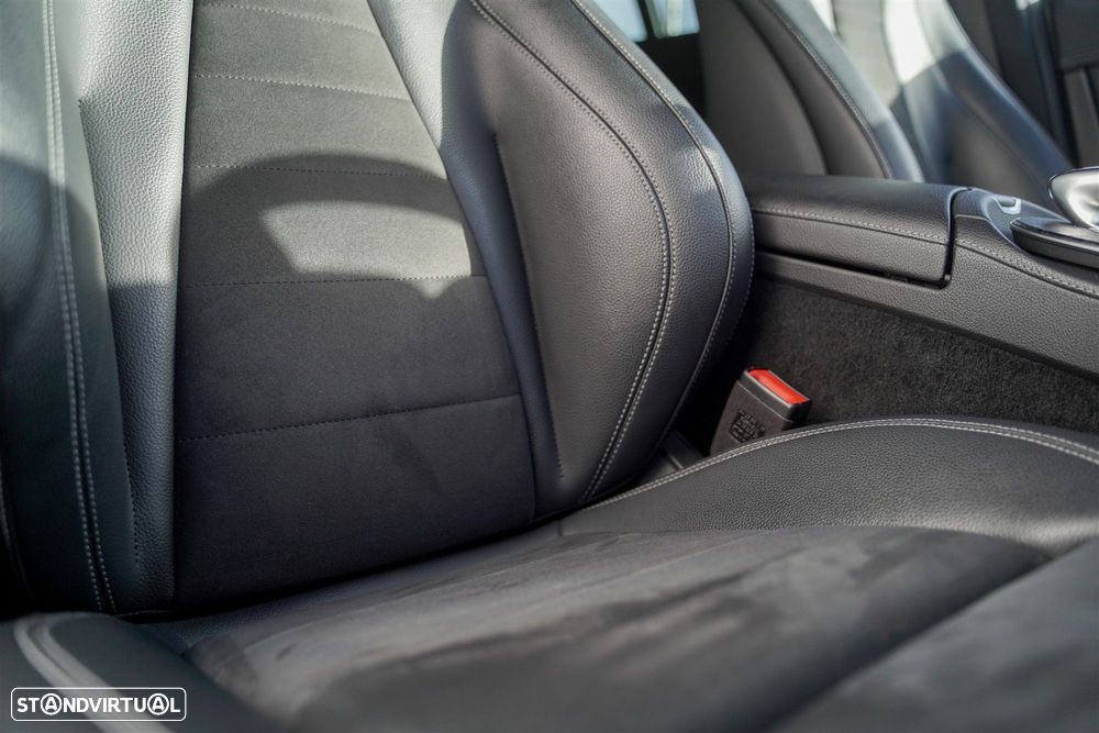 Mercedes-Benz E 300 de AMG Line - 36