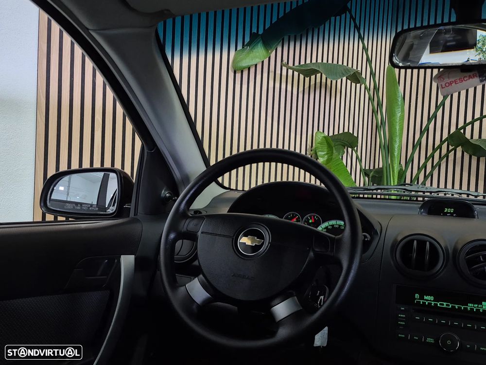 Chevrolet Aveo 1.2 LS - 15