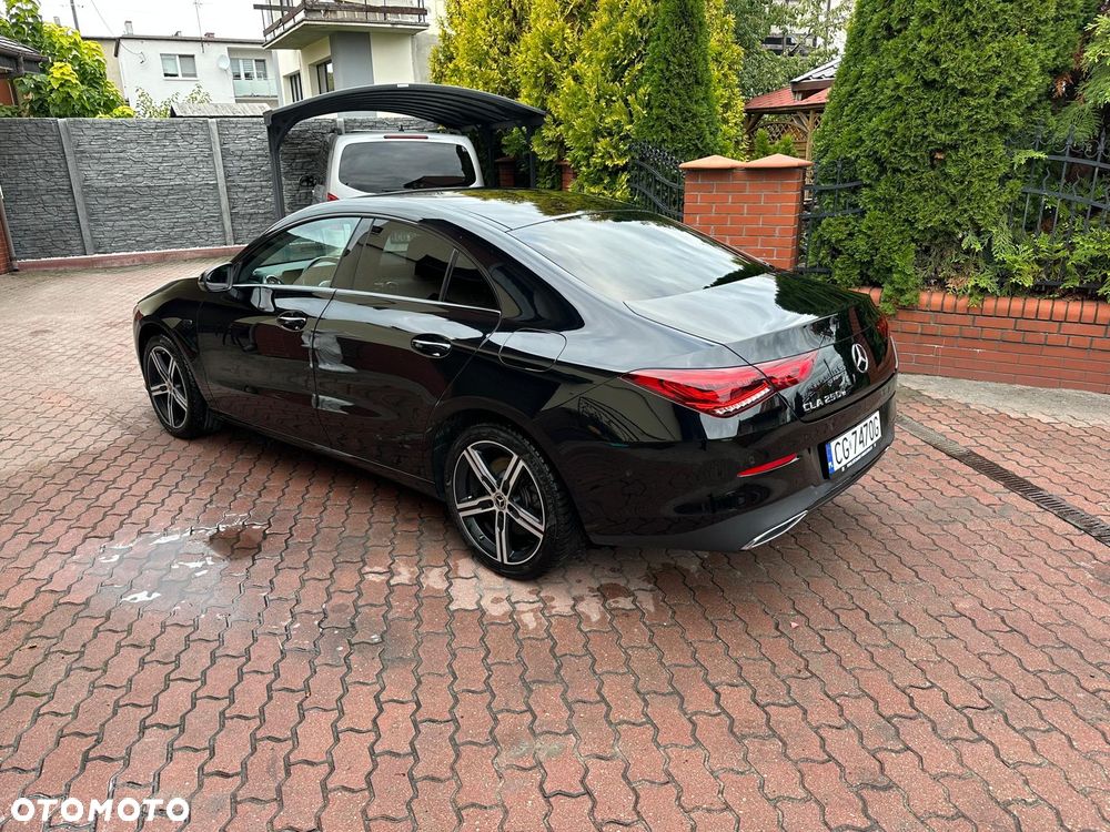 Mercedes-Benz CLA - 5