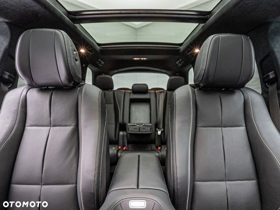 Mercedes-Benz GLS - 14