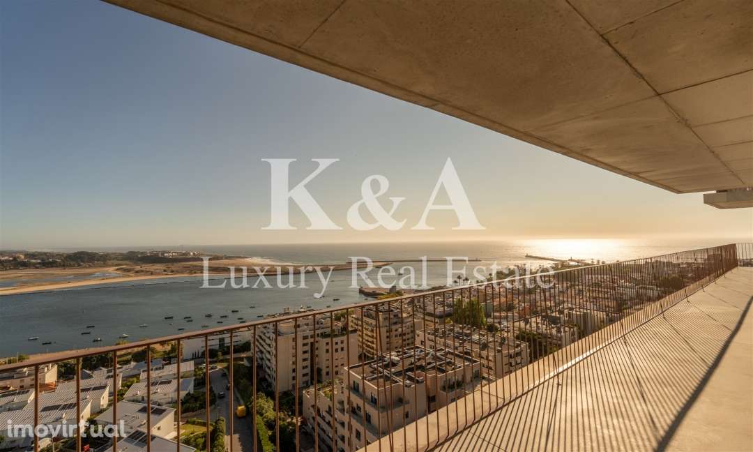 Cobertura T4 com vistas panorâmicas na Foz - Grande imagem: 3/31