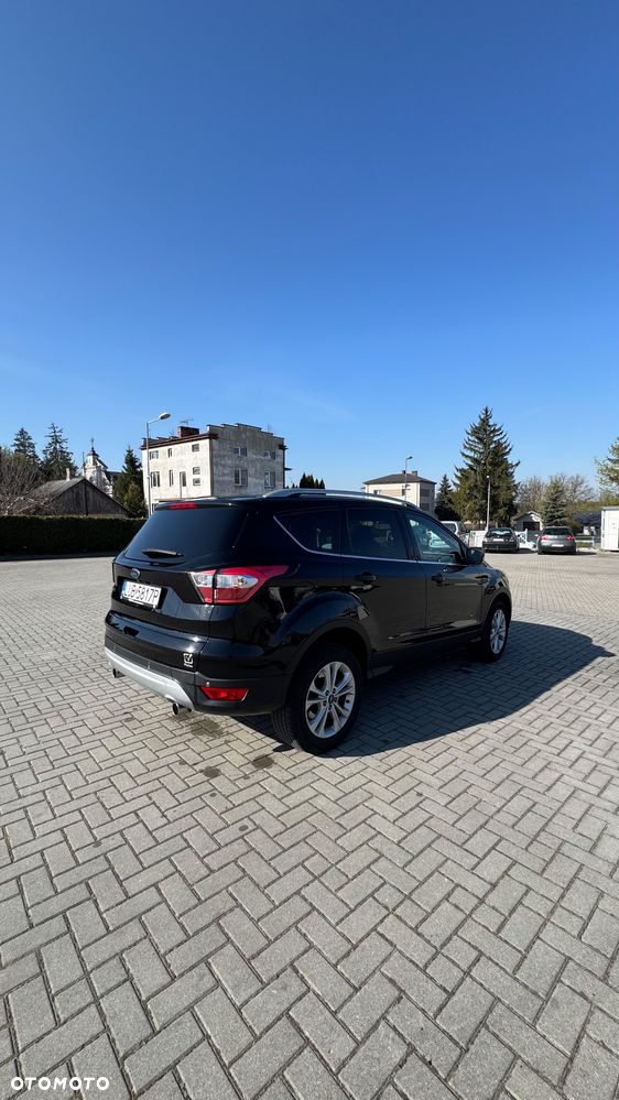 Ford Kuga 2.0 TDCi 4WD Titanium - 4