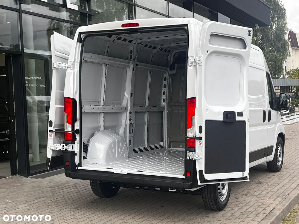 Opel Movano Furgon L2H2 - 9