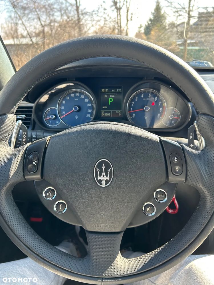 Maserati Quattroporte - 11