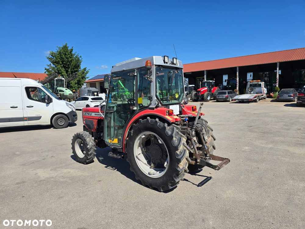 Massey Ferguson 374V - 3