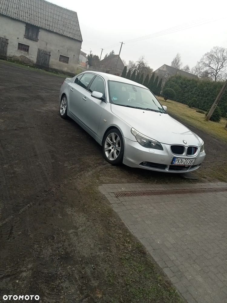 BMW Seria 5 525d - 1