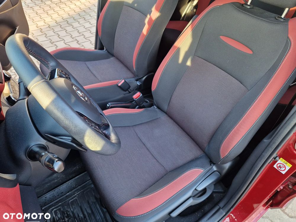 Toyota Yaris 1.5 Selection CVT - 23