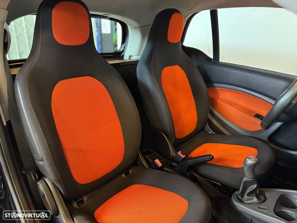 Smart ForTwo Coupé 1.0 Passion 71 - 16