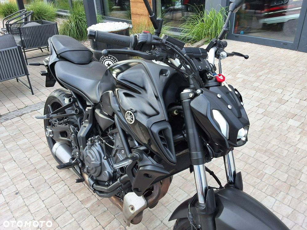 Yamaha MT - 8