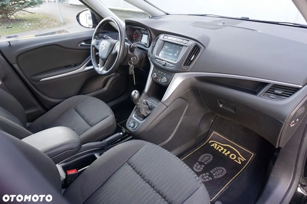 Opel Zafira 1.4 T Cosmo EU6 - 32