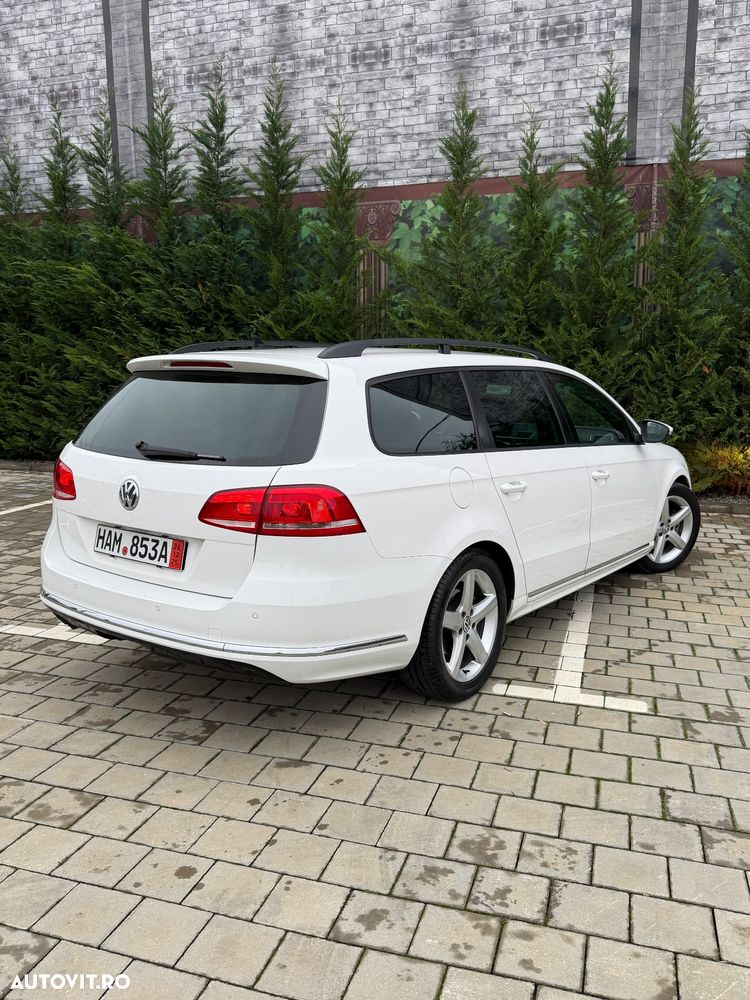 Volkswagen Passat Variant 2.0 Blue TDI SCR R-Line - 4