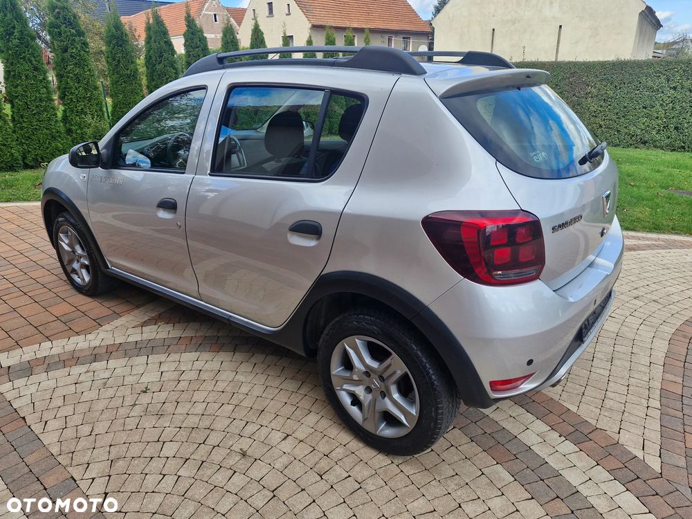 Dacia Sandero Stepway TCe 90 (S&S) Celebration - 7