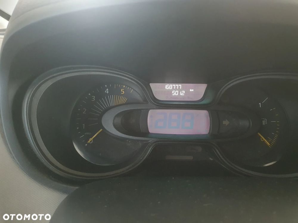 Renault Trafic - 15