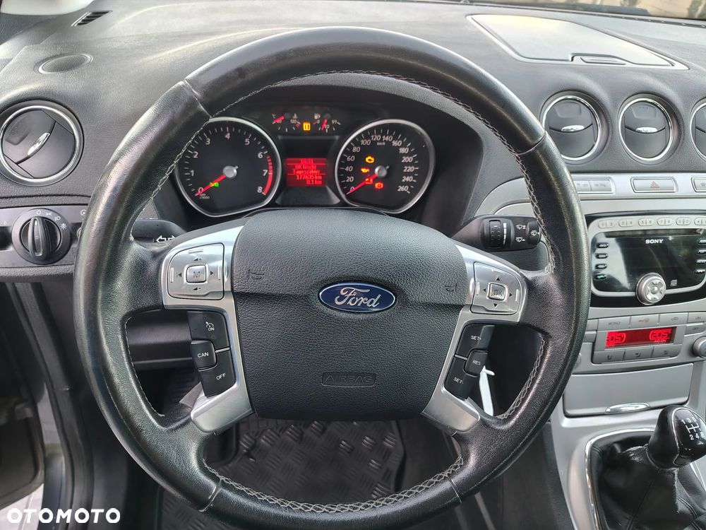 Ford S-Max 2.0 Champions Edition - 15