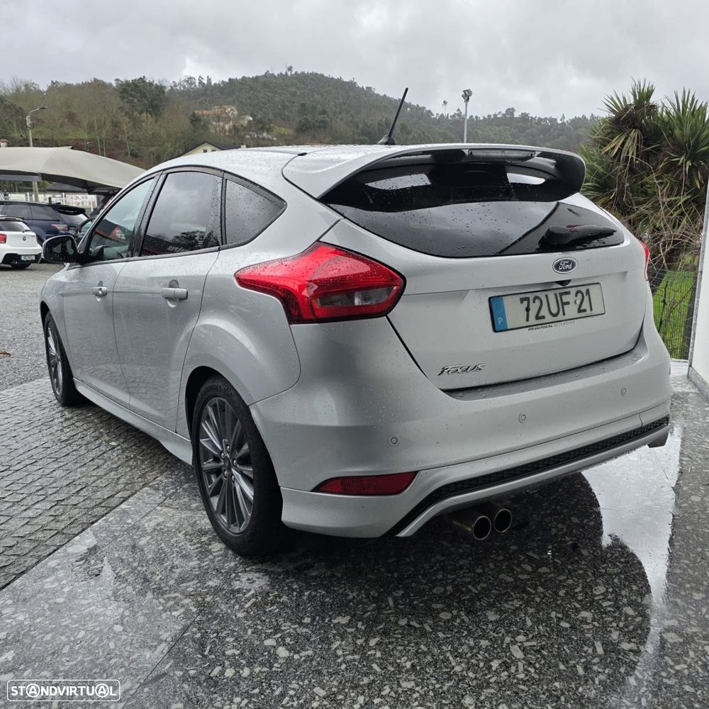 Ford Focus 1.0 EcoBoost ST-Line - 3