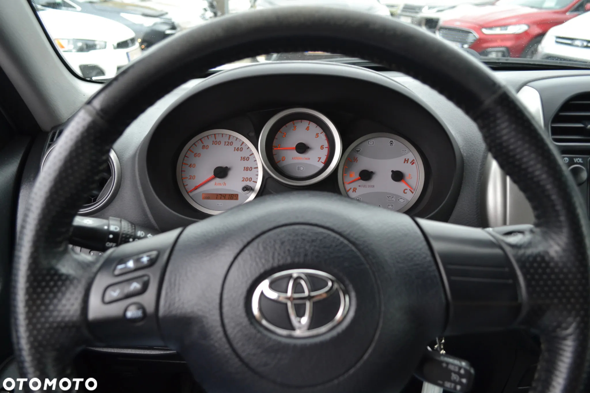 Toyota RAV4 2.0 D-4D 4x4 - 19